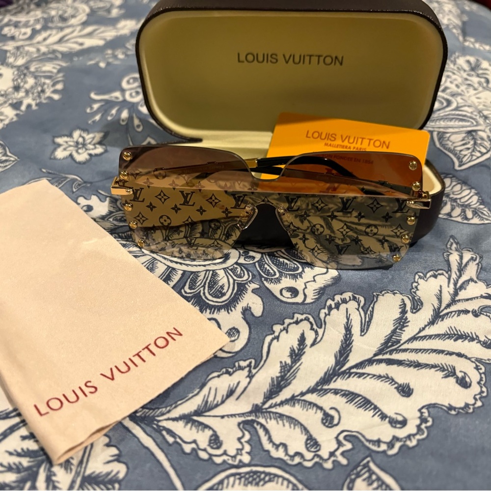 Louis Vuitton Monogram Gold Sunglasses